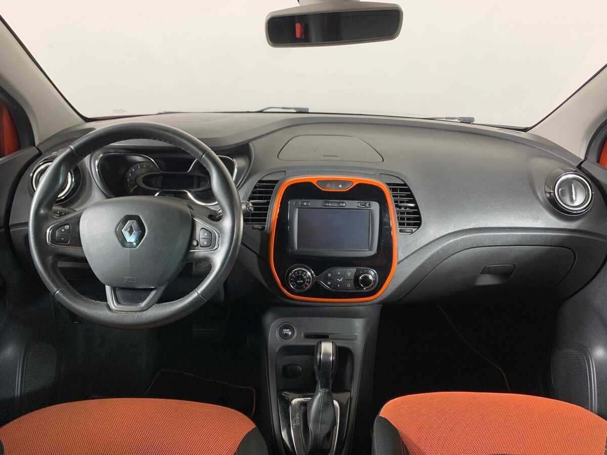 Renault Kaptur с пробегом — 2016 год. Фото: #12