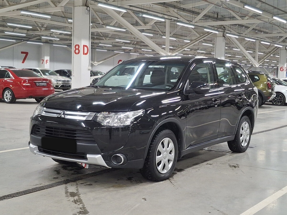 Mitsubishi Outlander с пробегом — 2014 год. Фото: #0