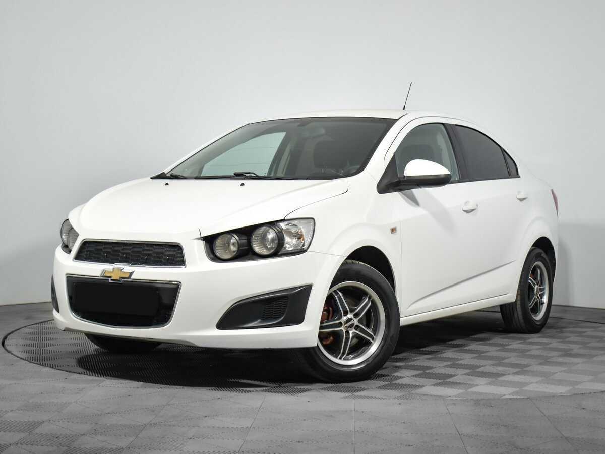 Chevrolet Aveo с пробегом — 2014 год. Фото: #0