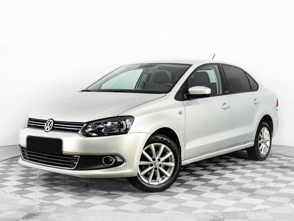 Volkswagen Polo с пробегом — 2015 год. Фото: #0