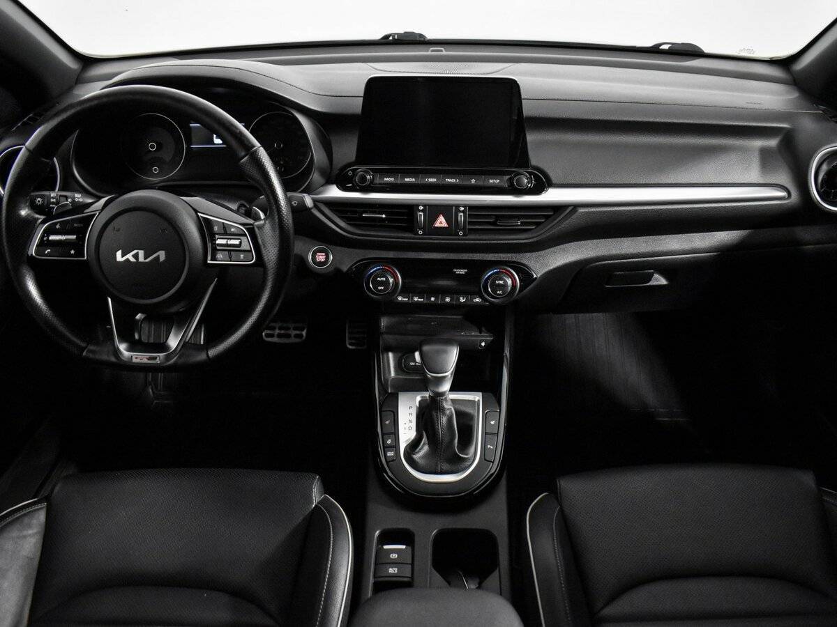 Kia Cerato с пробегом — 2022 год. Фото: #11
