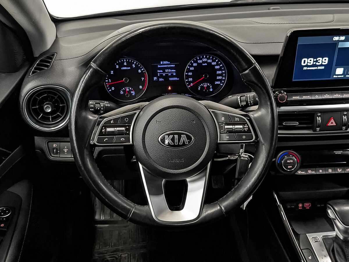 Kia Cerato с пробегом — 2021 год. Фото: #21