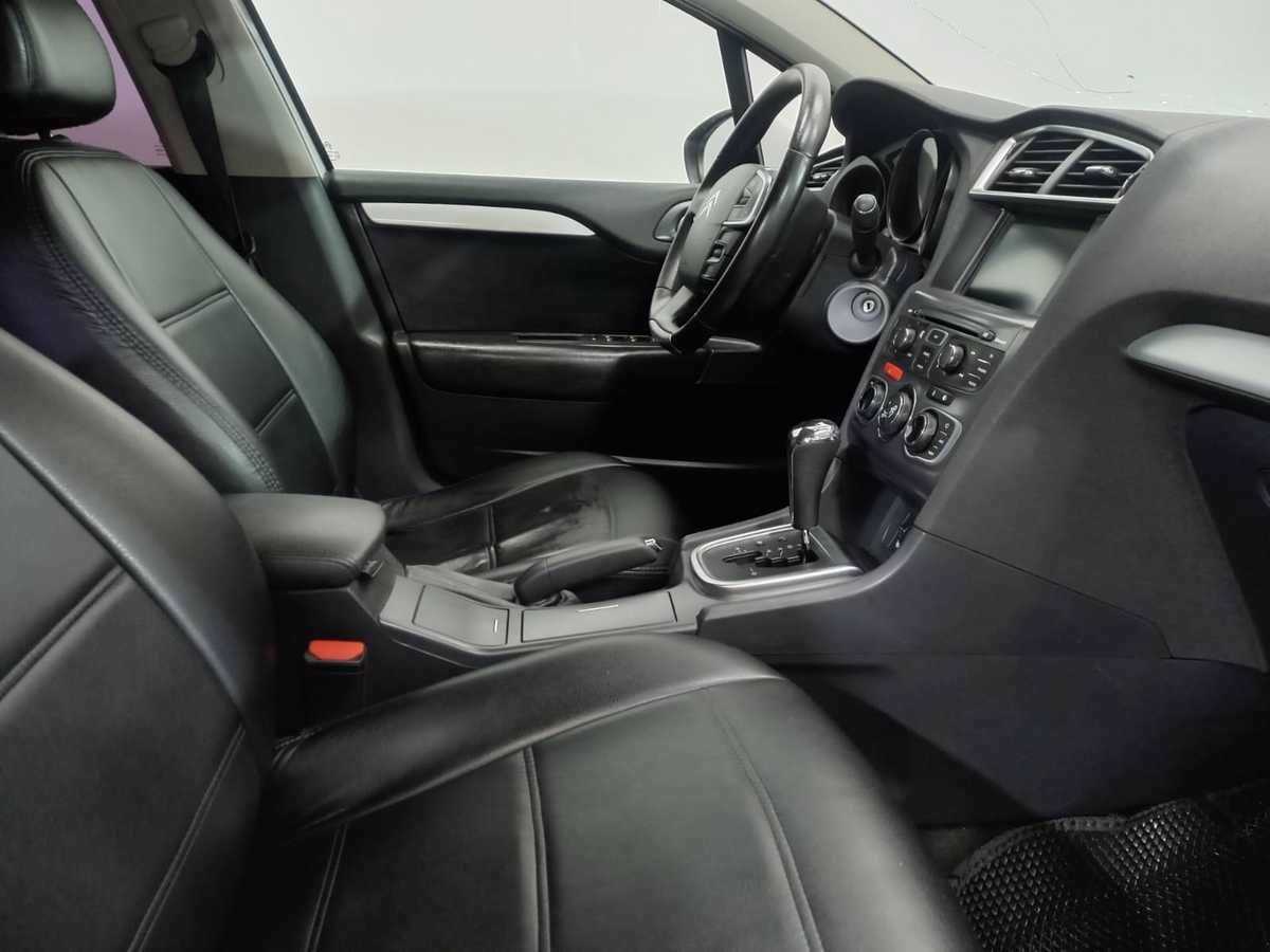 Citroen C4 с пробегом — 2015 год. Фото: #9