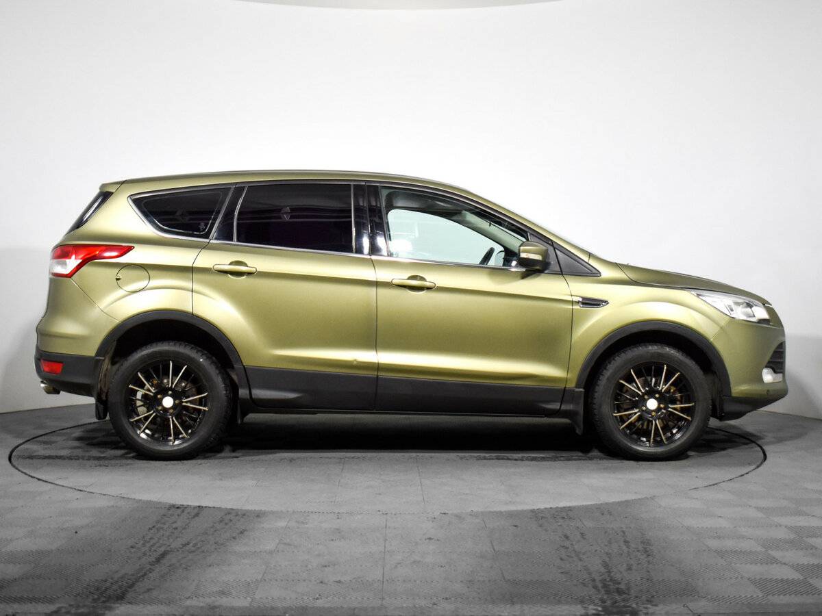 Ford Kuga с пробегом — 2014 год. Фото: #3