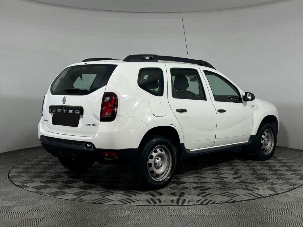 Renault Duster с пробегом — 2017 год. Фото: #4