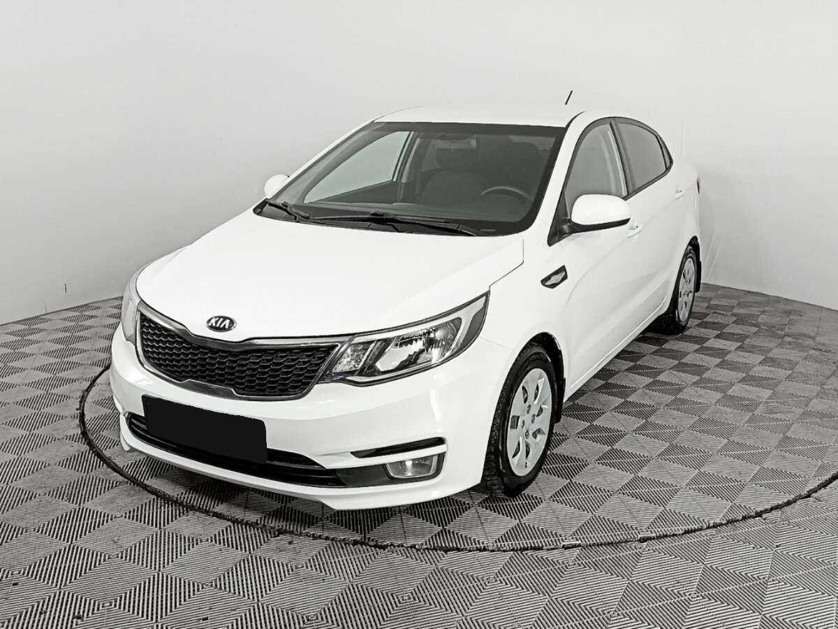 Kia Rio с пробегом — 2015 год. Фото: #0
