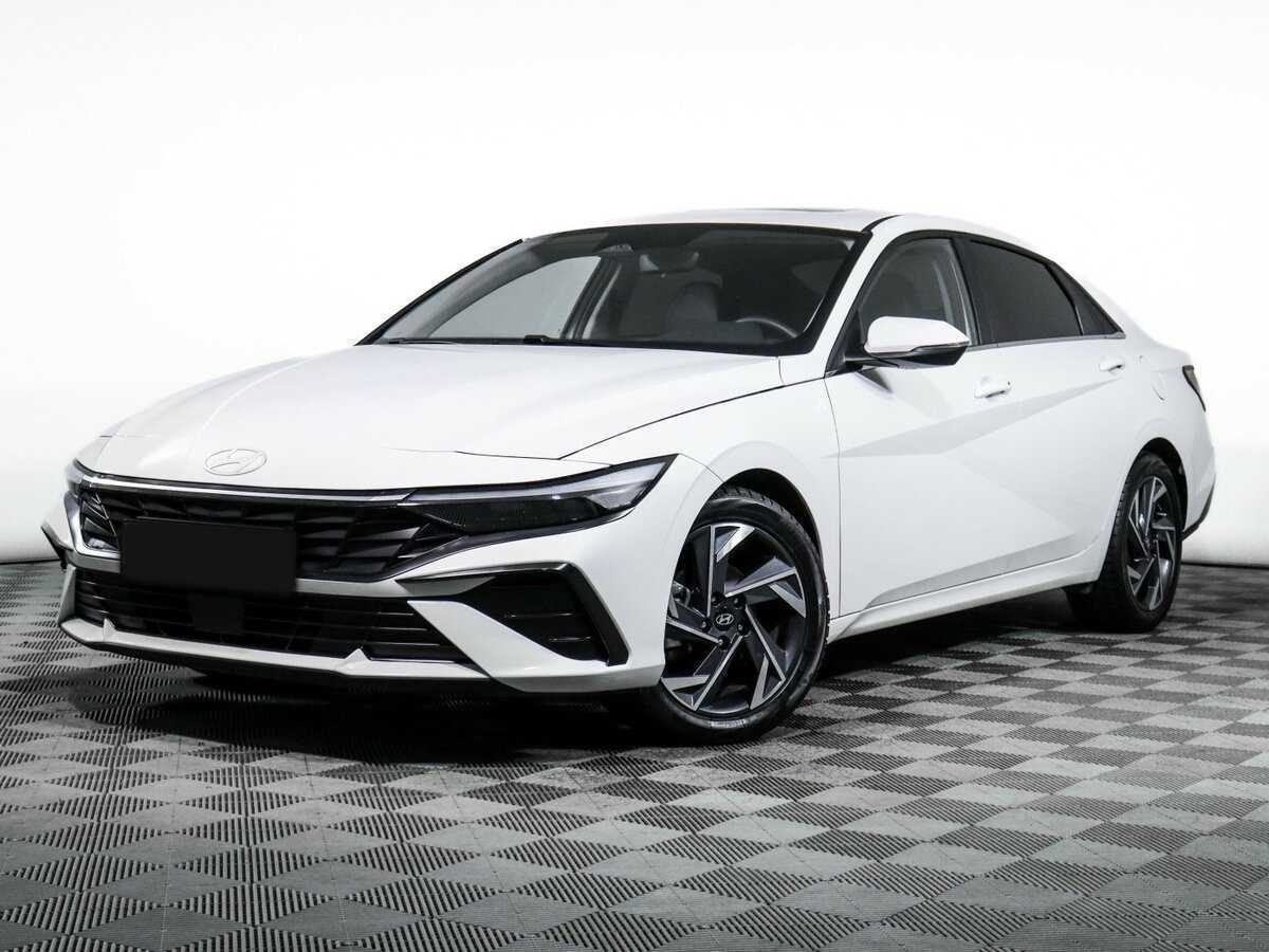 Hyundai Elantra с пробегом — 2023 год. Фото: #0