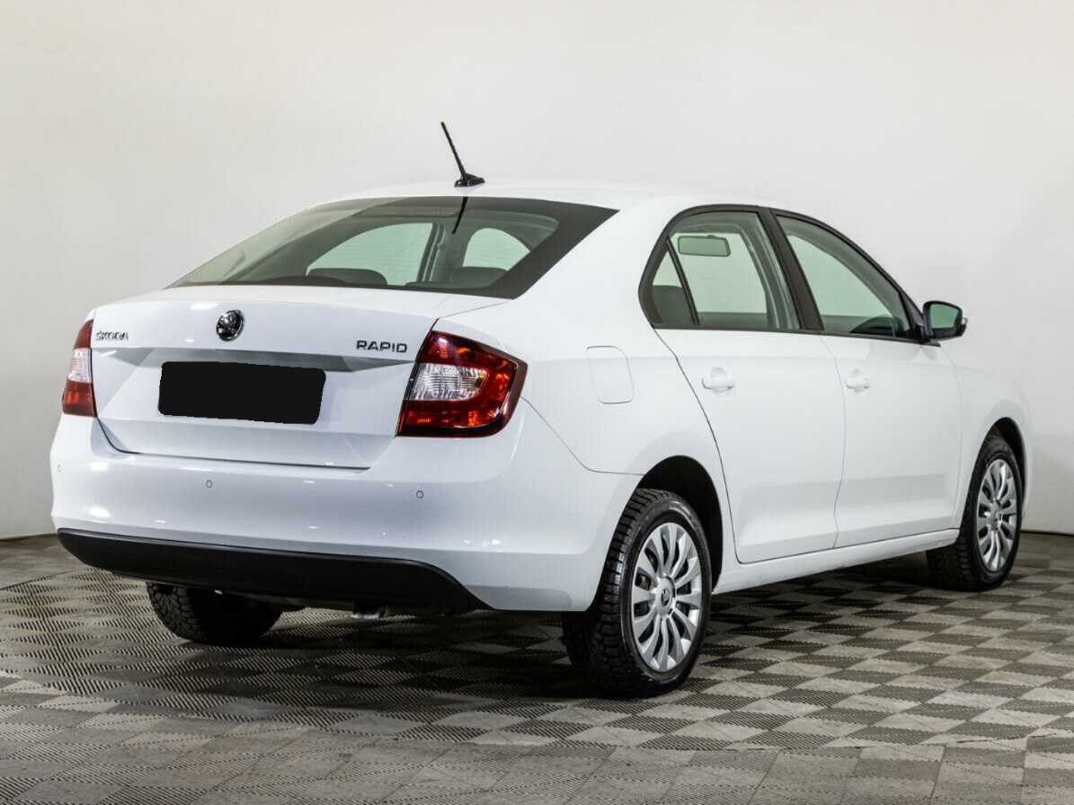 Skoda Rapid с пробегом — 2019 год. Фото: #3