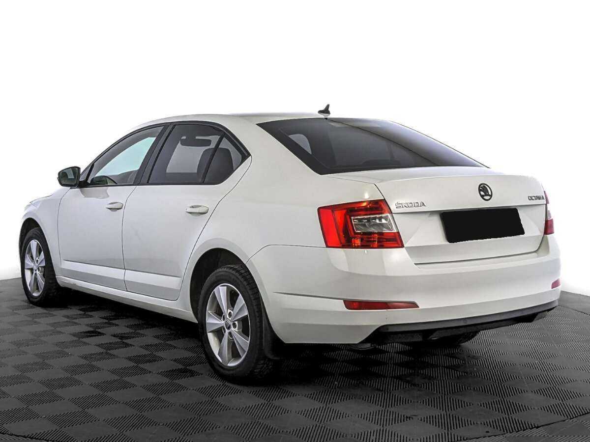 Skoda Octavia с пробегом — 2016 год. Фото: #5
