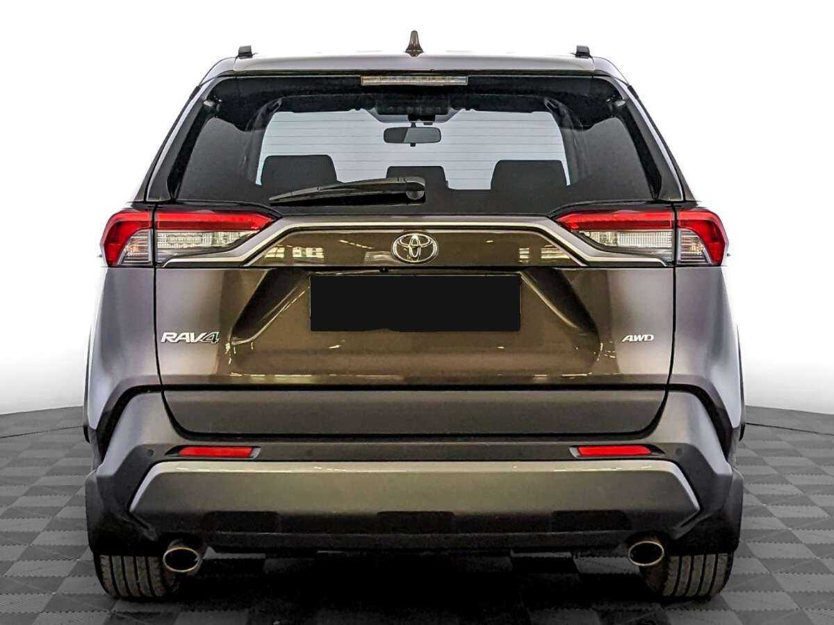 Toyota RAV4 с пробегом — 2020 год. Фото: #5