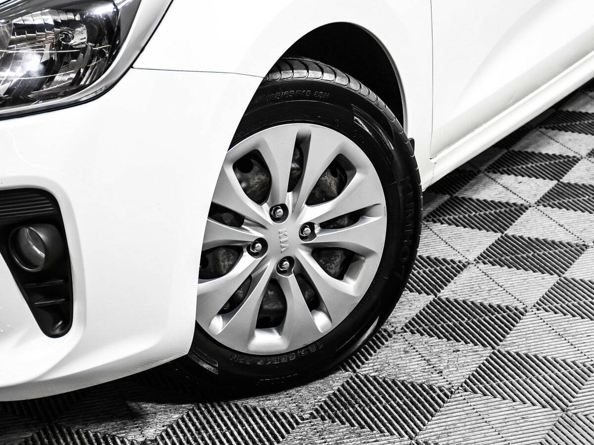 Kia Rio с пробегом — 2018 год. Фото: #12