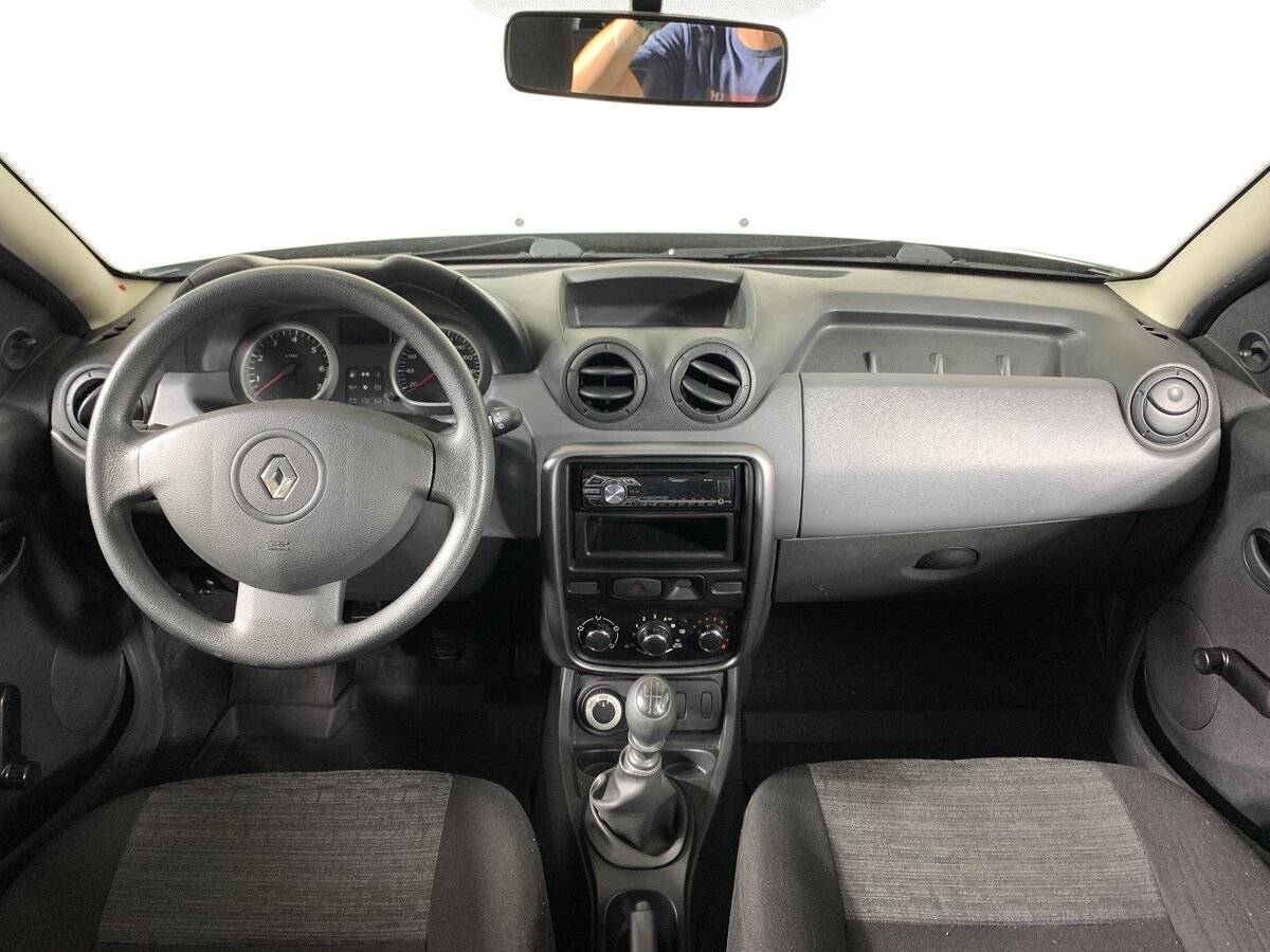 Renault Duster с пробегом — 2013 год. Фото: #11