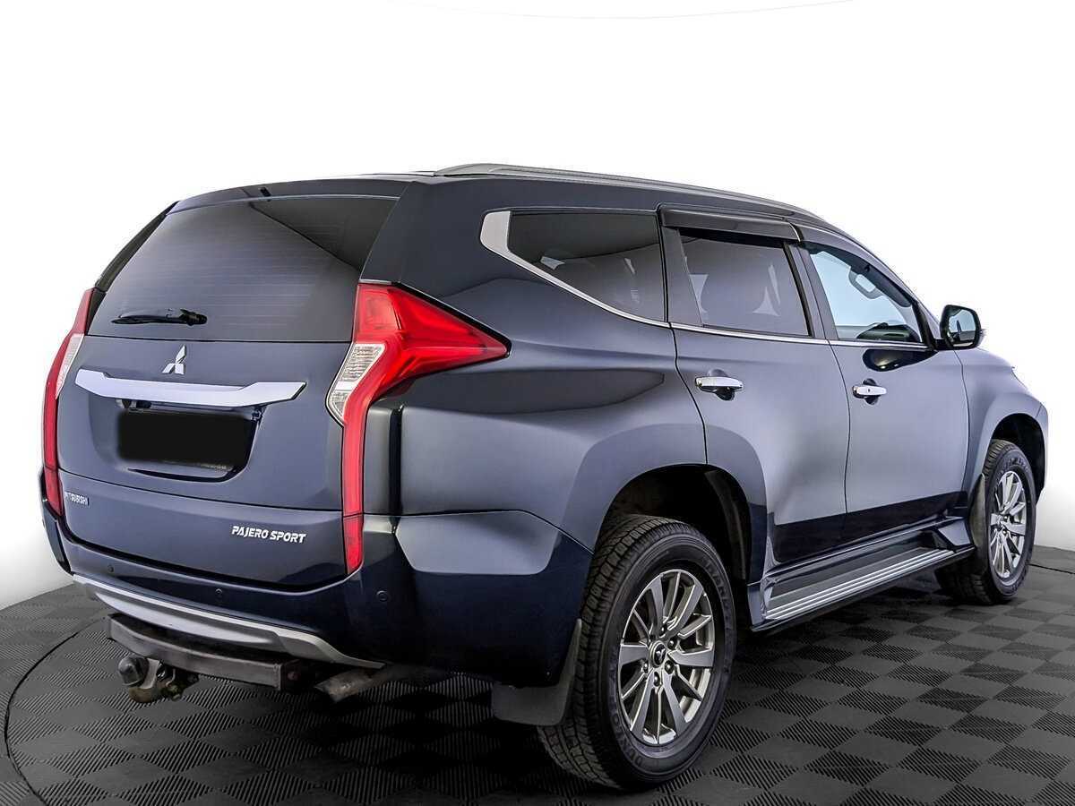Mitsubishi Pajero Sport с пробегом — 2019 год. Фото: #3