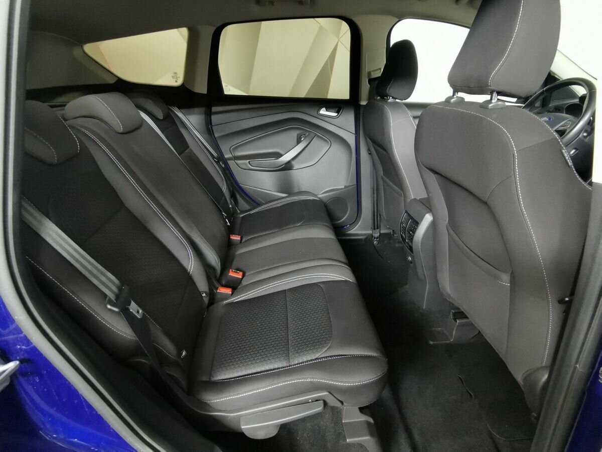 Ford Kuga с пробегом — 2018 год. Фото: #11