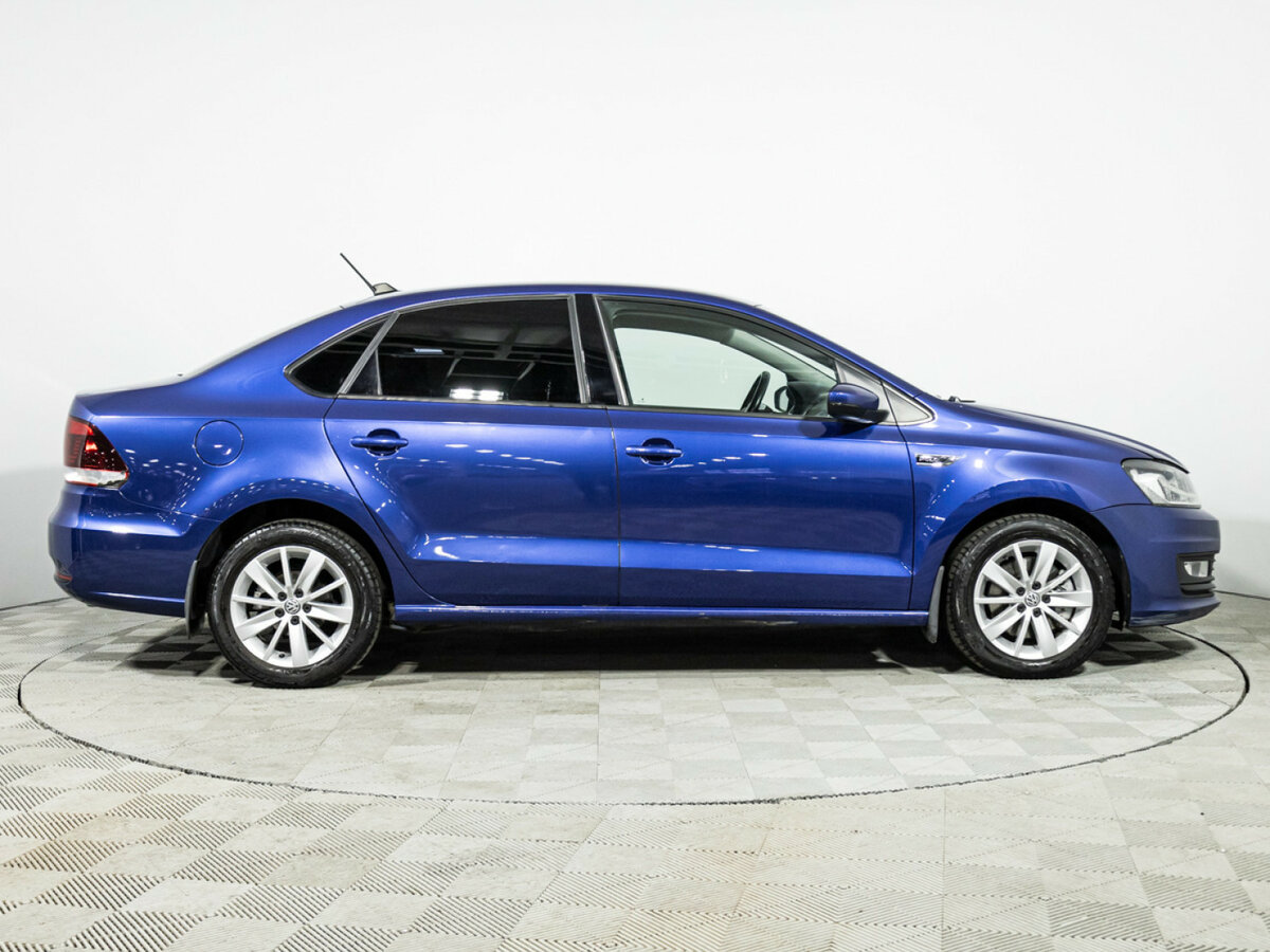 Volkswagen Polo с пробегом — 2020 год. Фото: #3