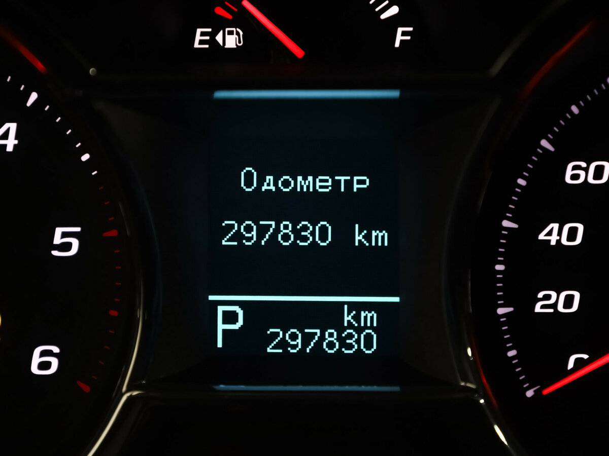 Chevrolet Captiva с пробегом — 2013 год. Фото: #8