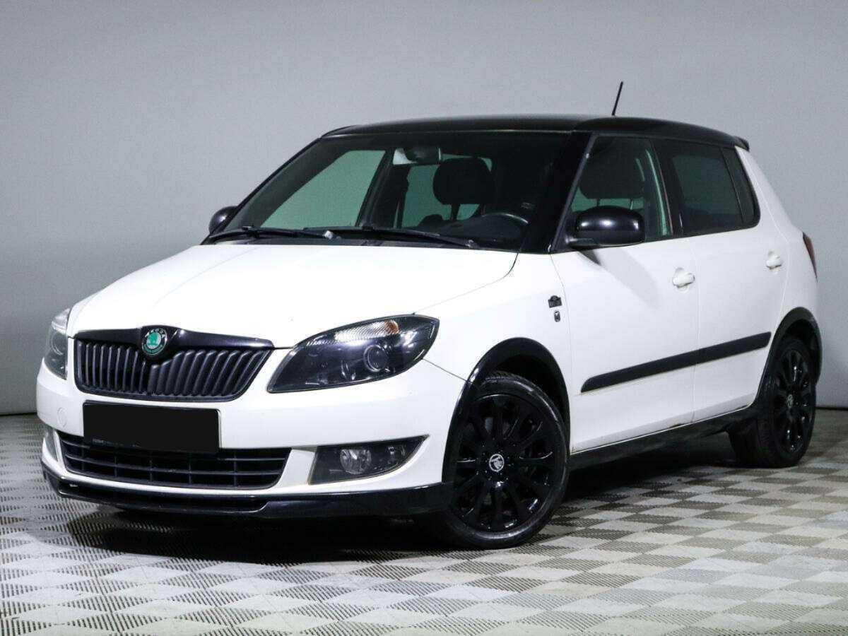 Skoda Fabia с пробегом — 2012 год. Фото: #0