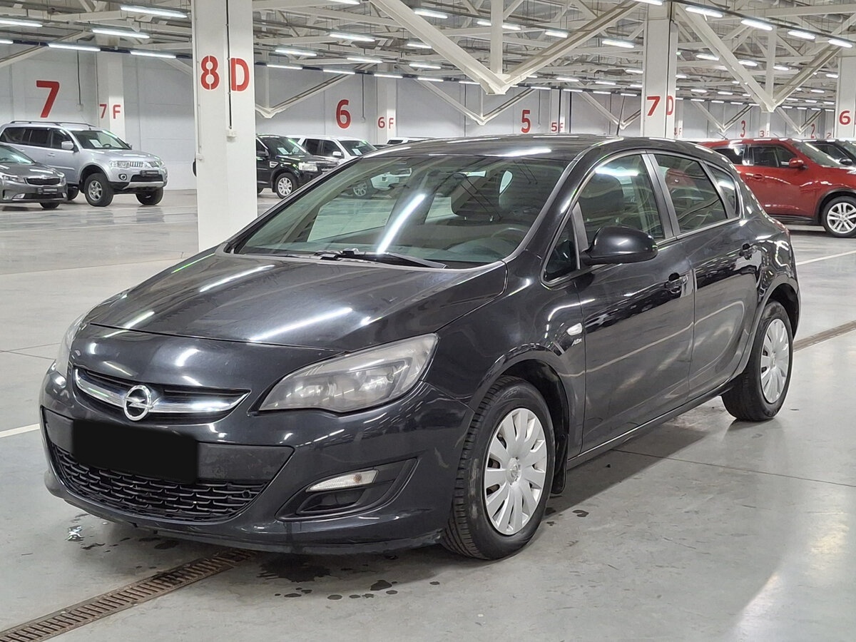 Opel Astra с пробегом — 2013 год. Посмотреть фото