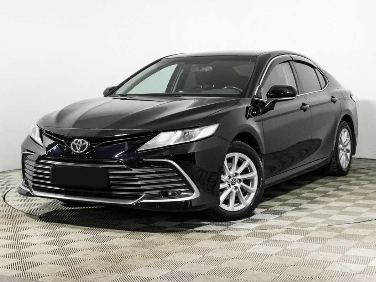 Toyota Camry с пробегом — 2022 год. Посмотреть фото