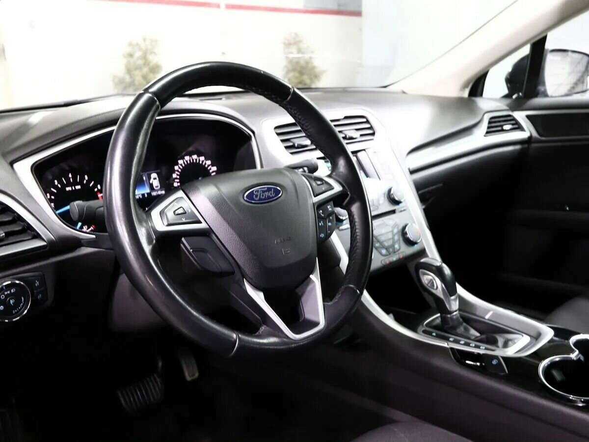 Ford Mondeo с пробегом — 2015 год. Фото: #5