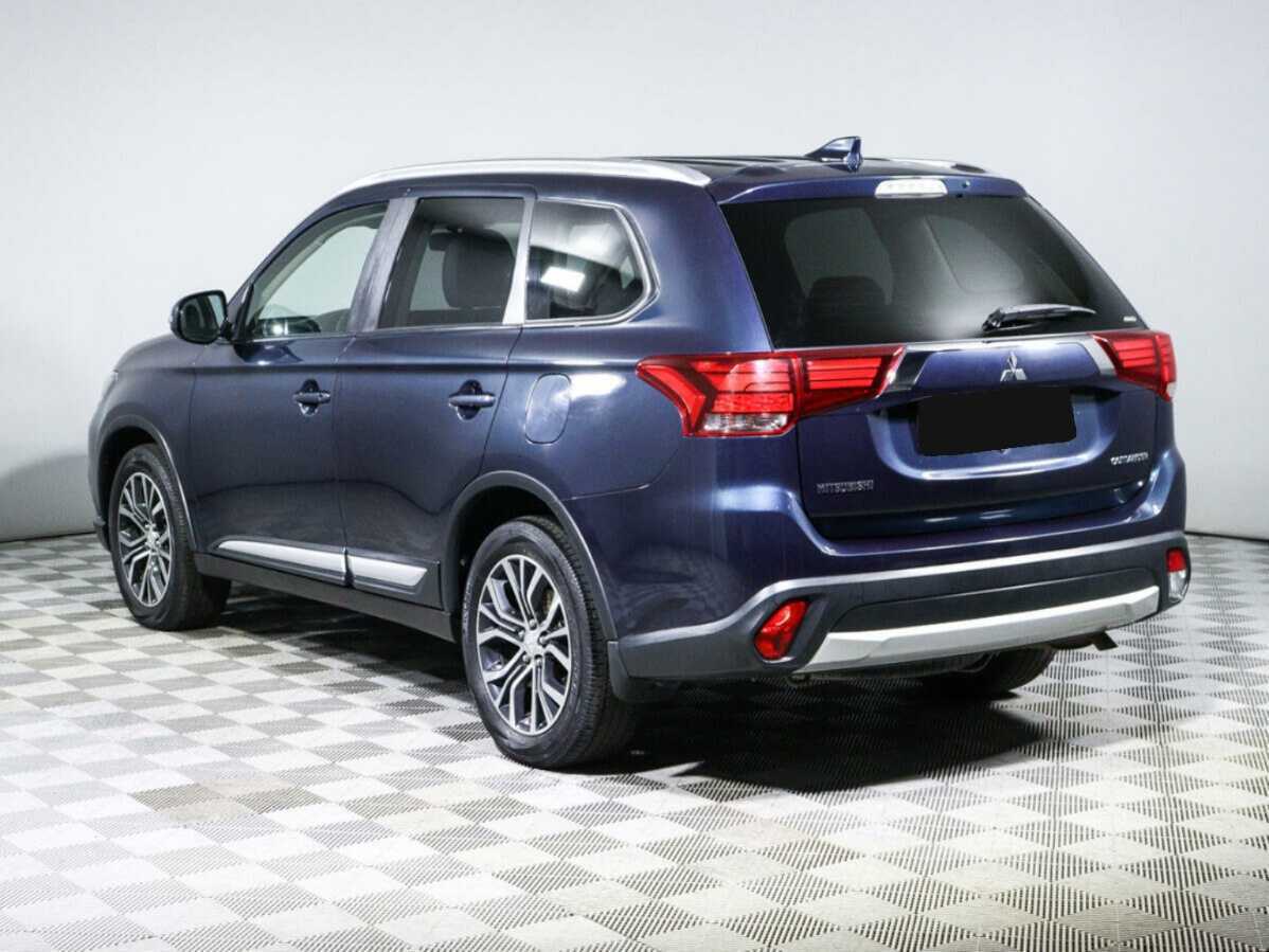 Mitsubishi Outlander с пробегом — 2018 год. Фото: #5