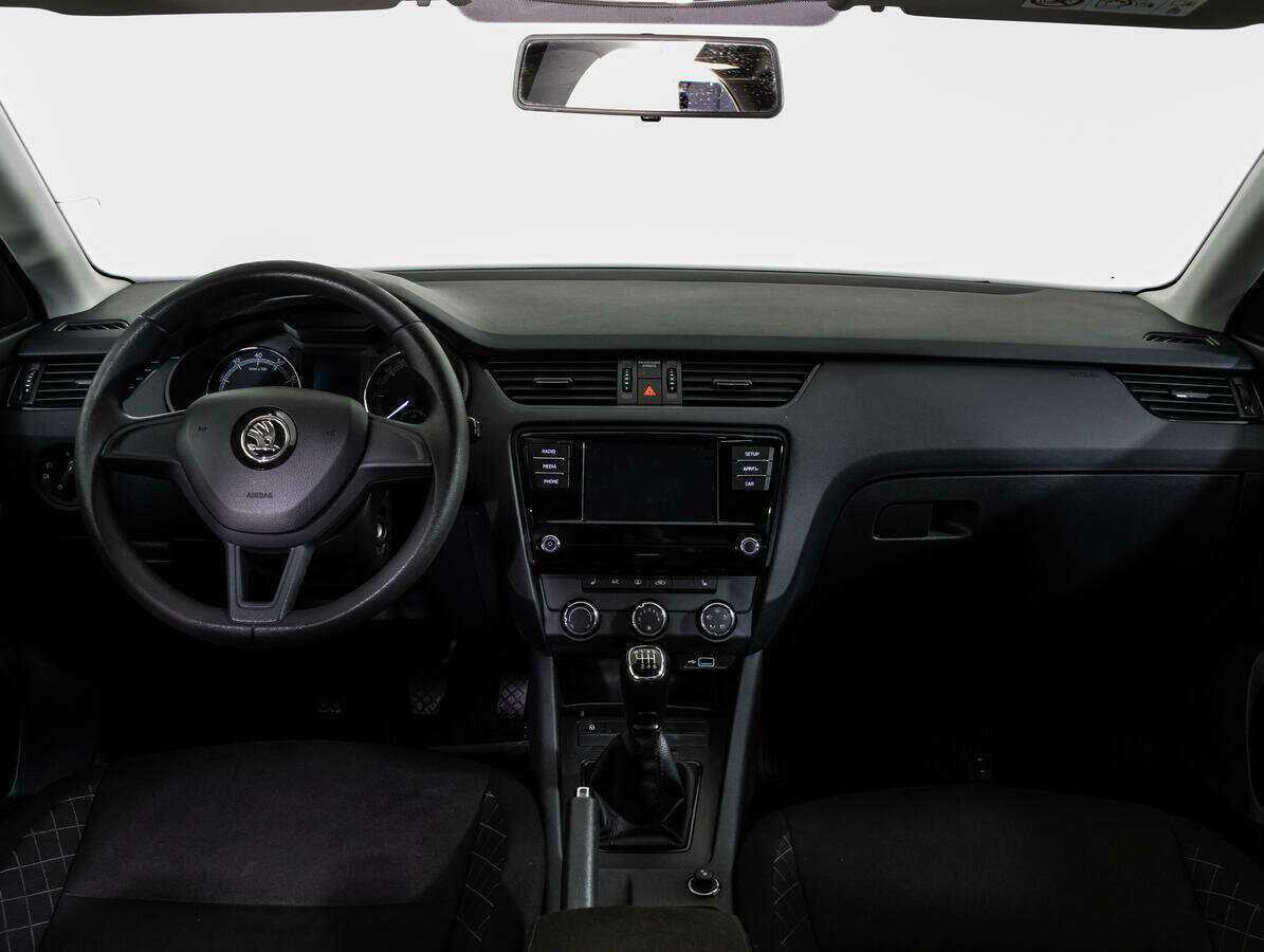 Skoda Octavia с пробегом — 2019 год. Фото: #12
