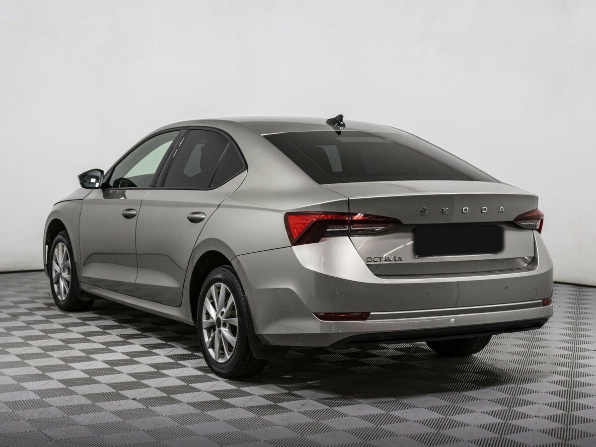 Skoda Octavia с пробегом — 2021 год. Фото: #5
