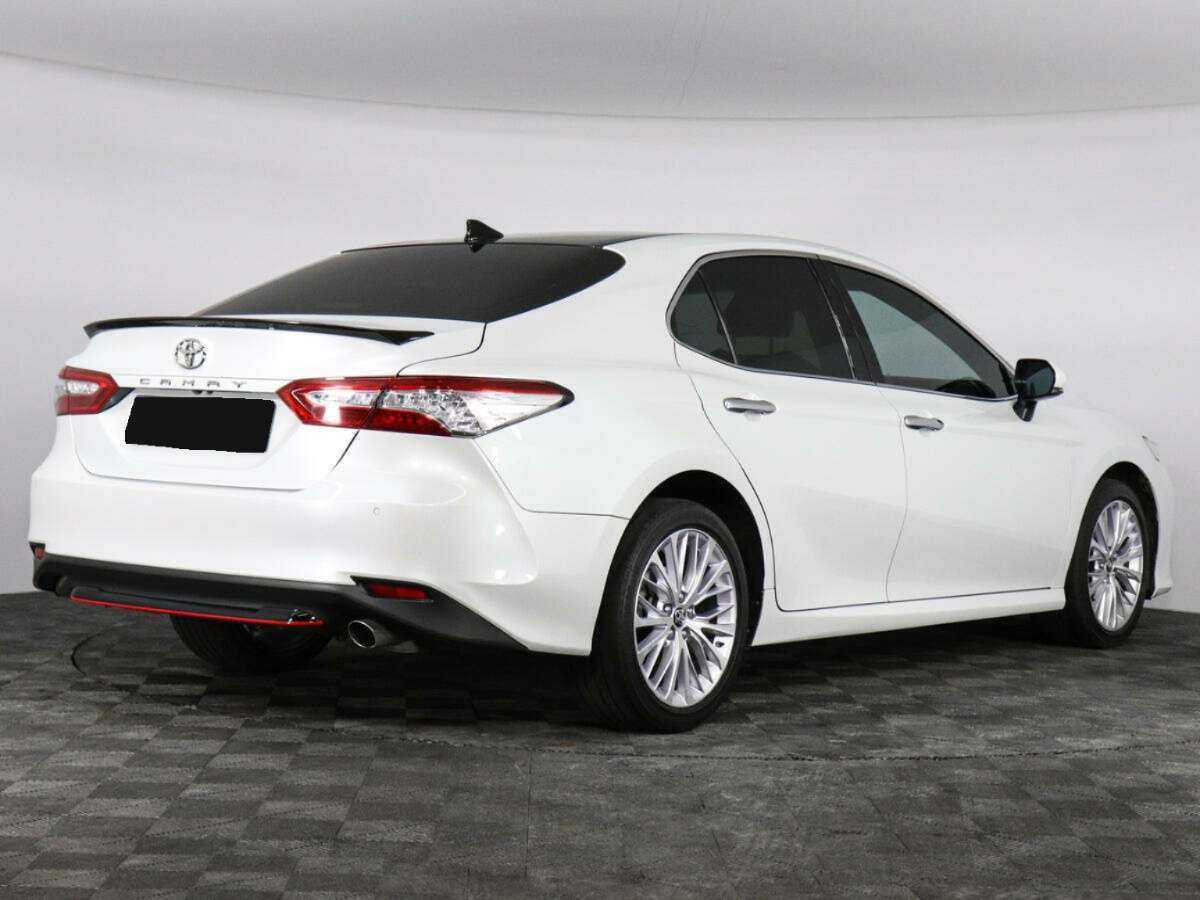 Toyota Camry с пробегом — 2019 год. Фото: #4