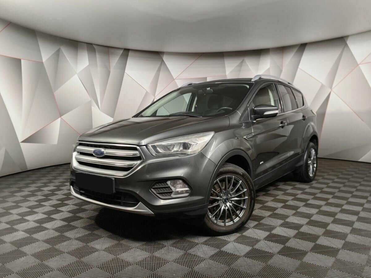 Ford Kuga с пробегом — 2018 год. Фото: #0