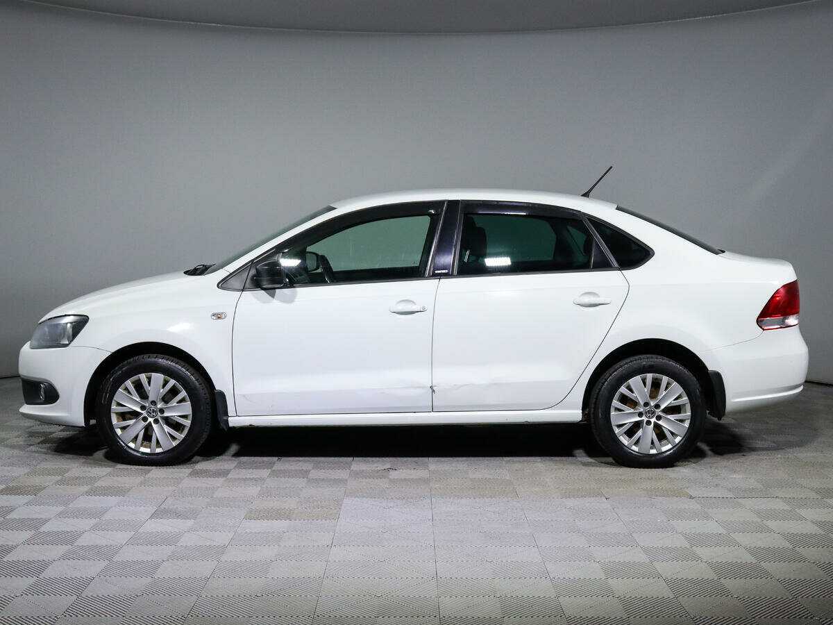 Volkswagen Polo с пробегом — 2014 год. Фото: #6
