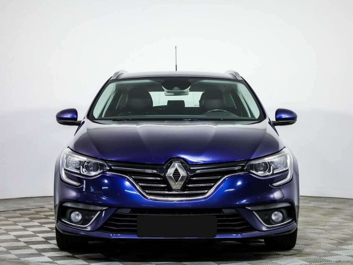 Renault Megane с пробегом — 2017 год. Посмотреть фото