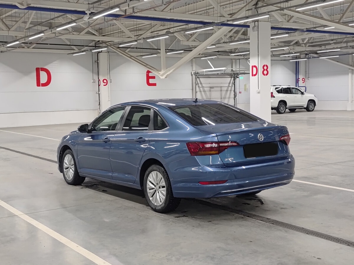Volkswagen Jetta с пробегом — 2019 год. Фото: #6