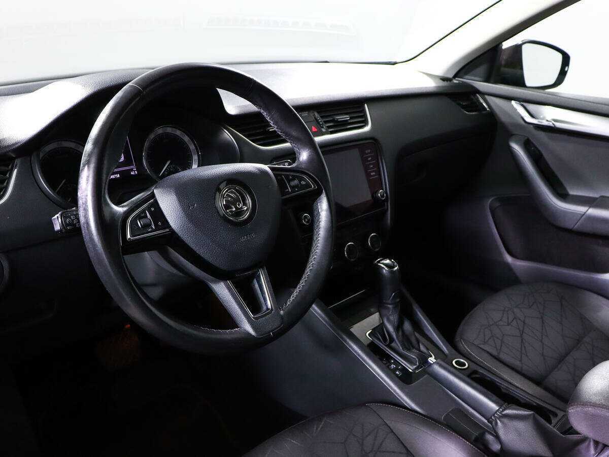 Skoda Octavia с пробегом — 2019 год. Фото: #13