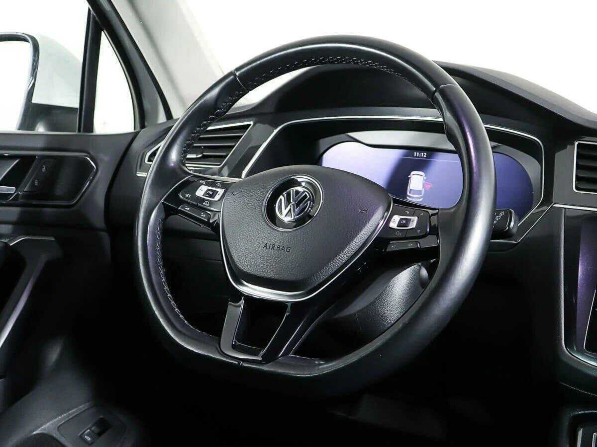 Volkswagen Tiguan с пробегом — 2017 год. Фото: #12