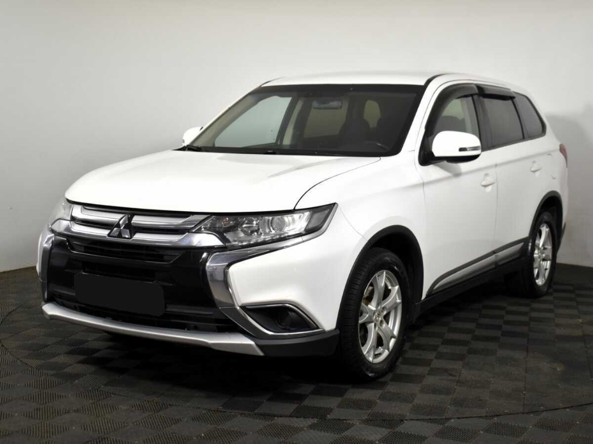 Mitsubishi Outlander с пробегом — 2017 год. Посмотреть фото