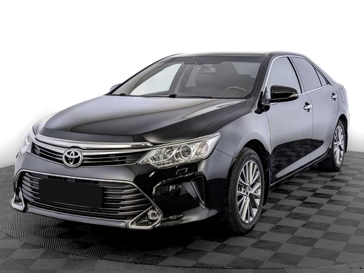 Toyota Camry с пробегом — 2016 год. Посмотреть фото