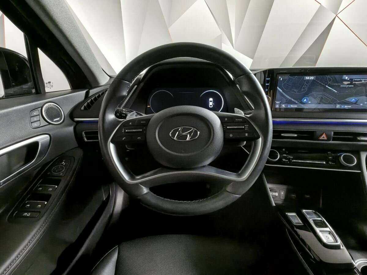 Hyundai Sonata с пробегом — 2022 год. Фото: #14