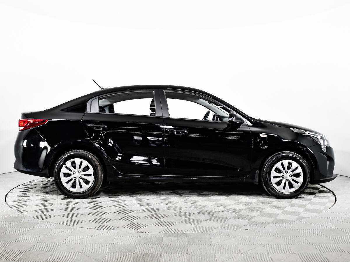 Kia Rio с пробегом — 2020 год. Фото: #3
