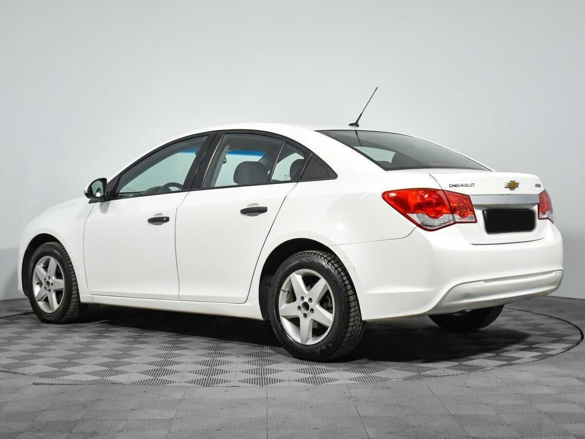 Chevrolet Cruze с пробегом — 2014 год. Фото: #6
